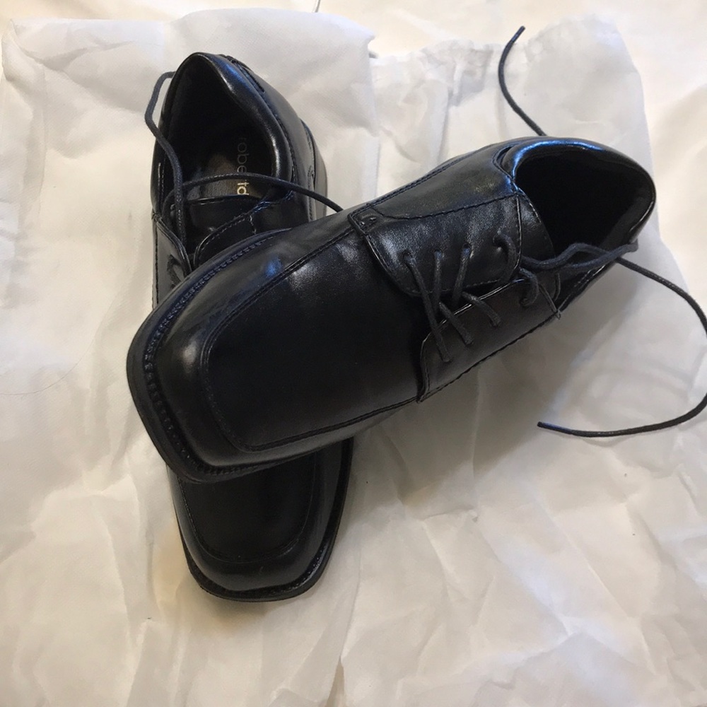 Kids shoes